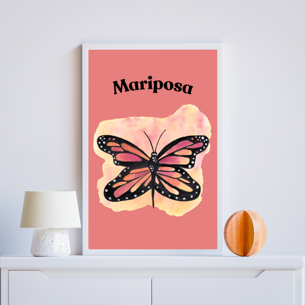 Poster farfalla su sfondo corallo e scritta